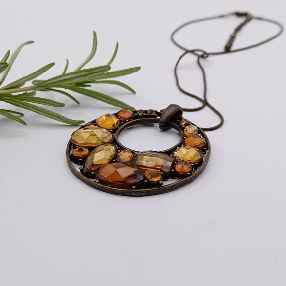 ✨️Crystal Pendant Necklace - Picture 2 of 9